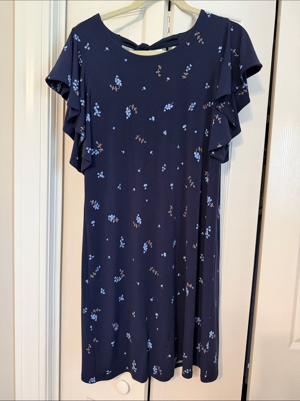 CeCe Navy Floral Flutter Sleeve Dress